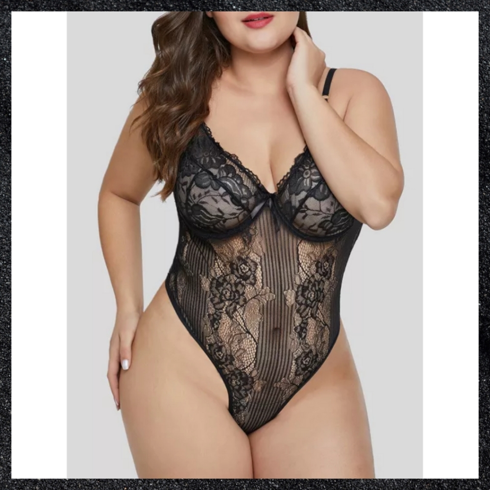 Black Sheer Floral Lace Plus Size Bodysuit